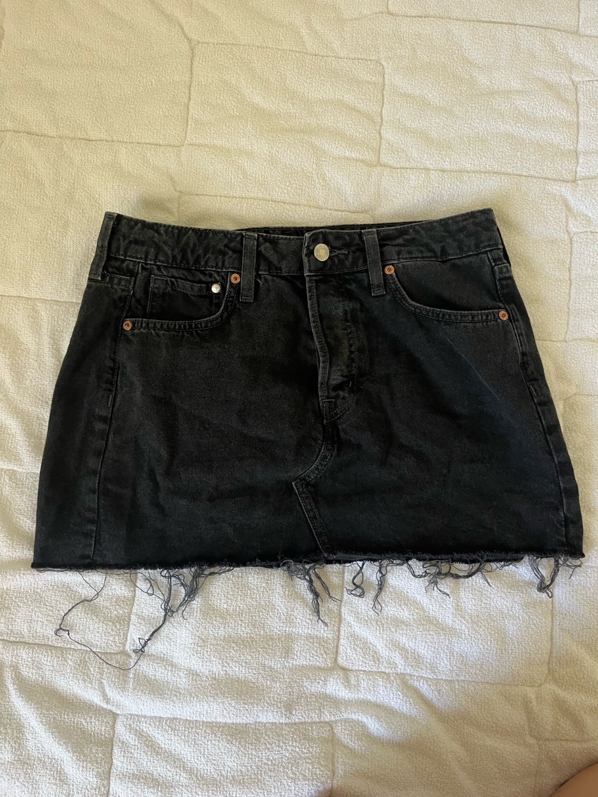 Mini skirt🖤
