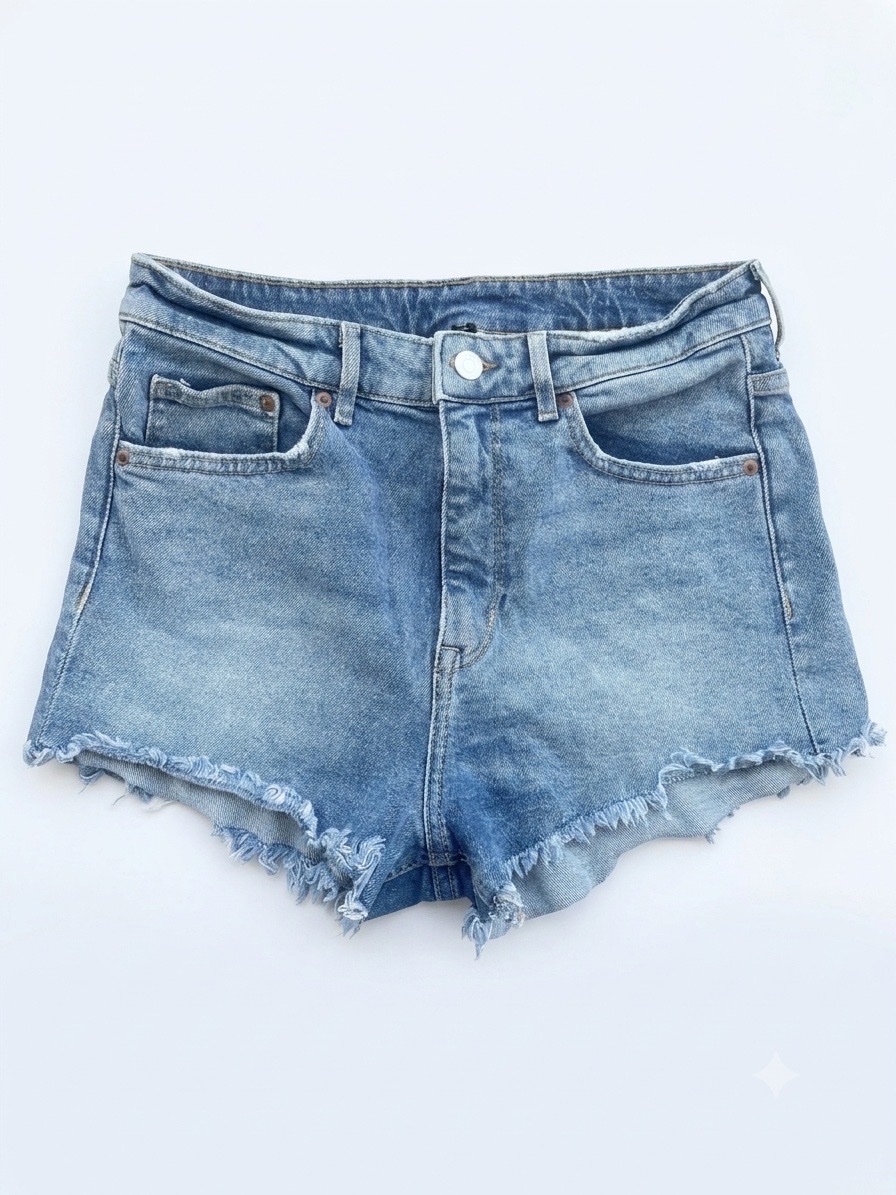 Micro-Short en Jean Femme H&M Divided - Bords Effilés (Taille 40)