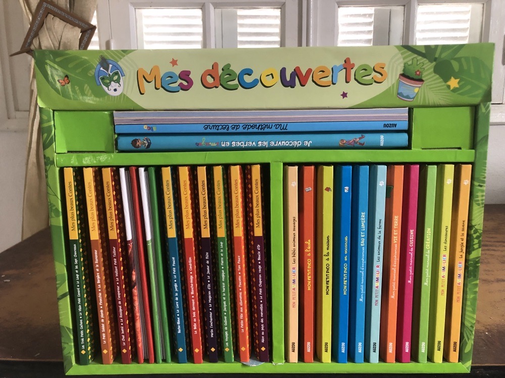 Bibliotheque coffret decouverte AUZOu