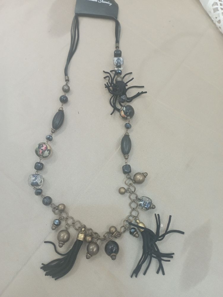 Collier importé paris