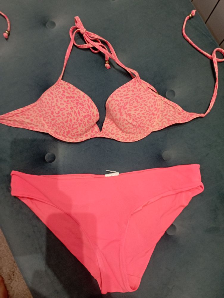 maillot 2 pièce gratuit pour l'achat de 30d ou plus