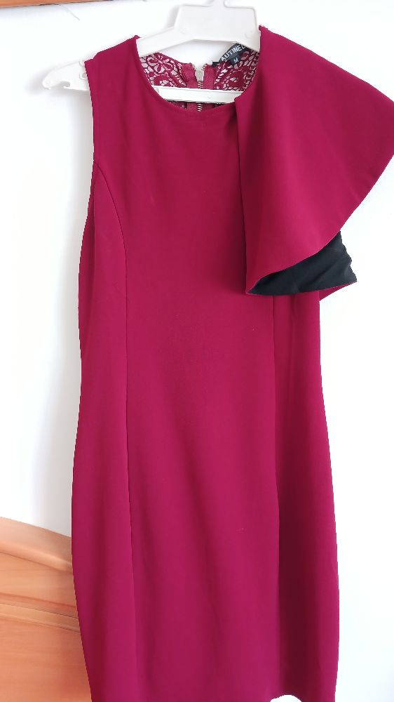 Robe courte rouge très jolie 👗 