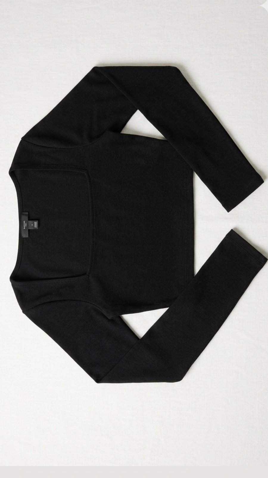 Pull noir