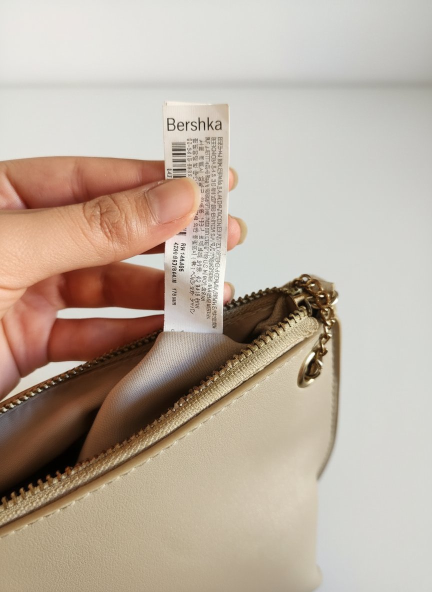 Sac à bandoulière " Bershka " en nude 