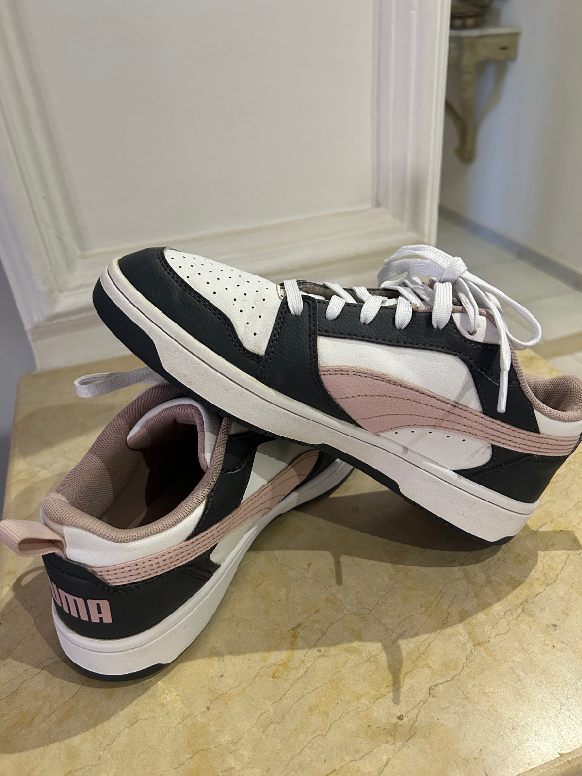 Baskets tricolore unisex en cuir souple
