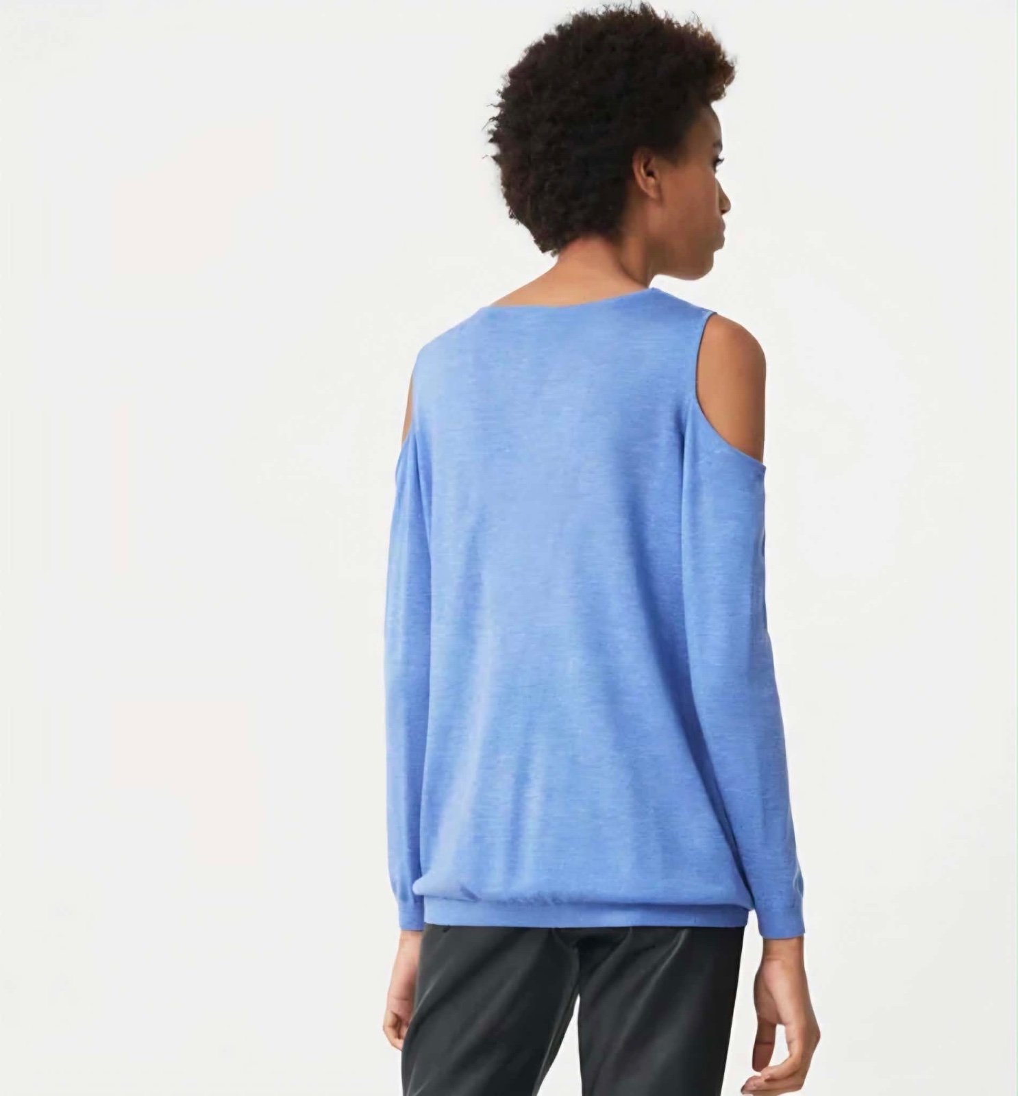 Pull leger en bleu