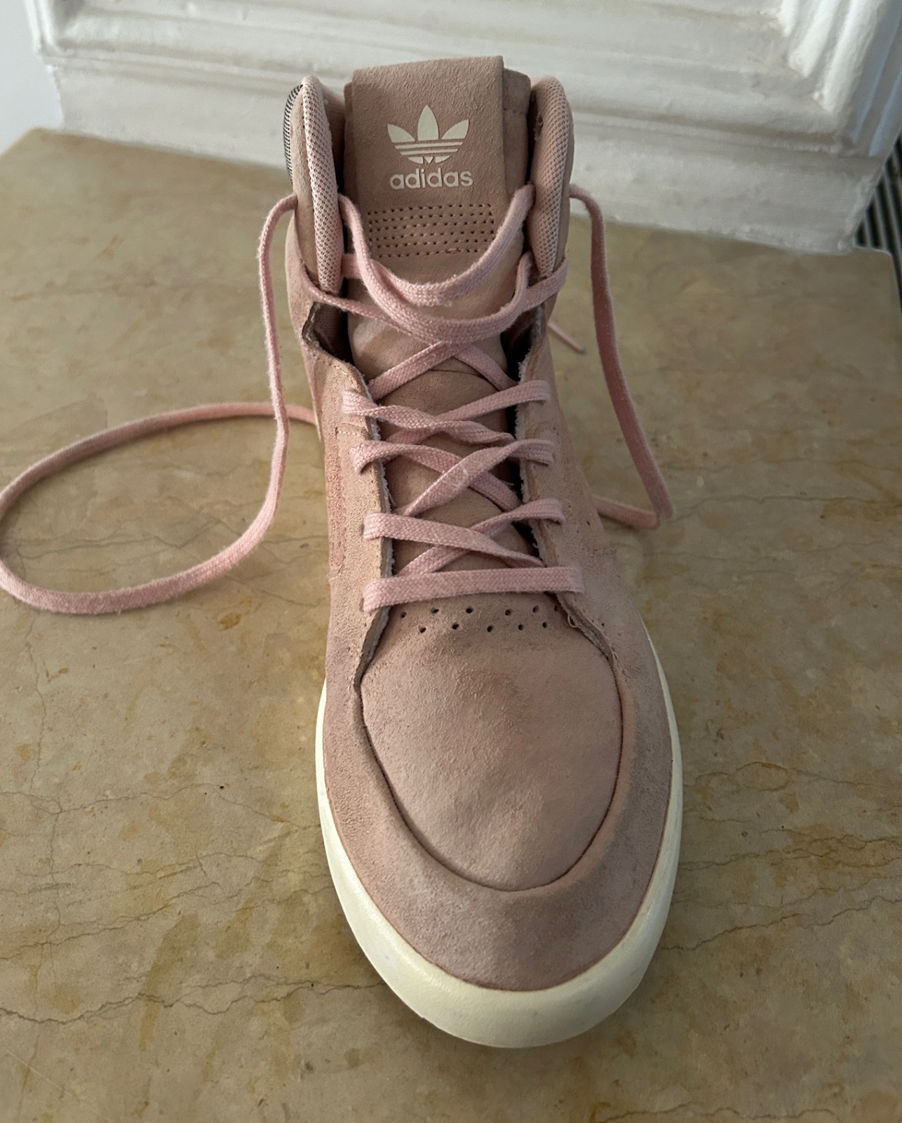 Baskets montantes bon etat taille 38