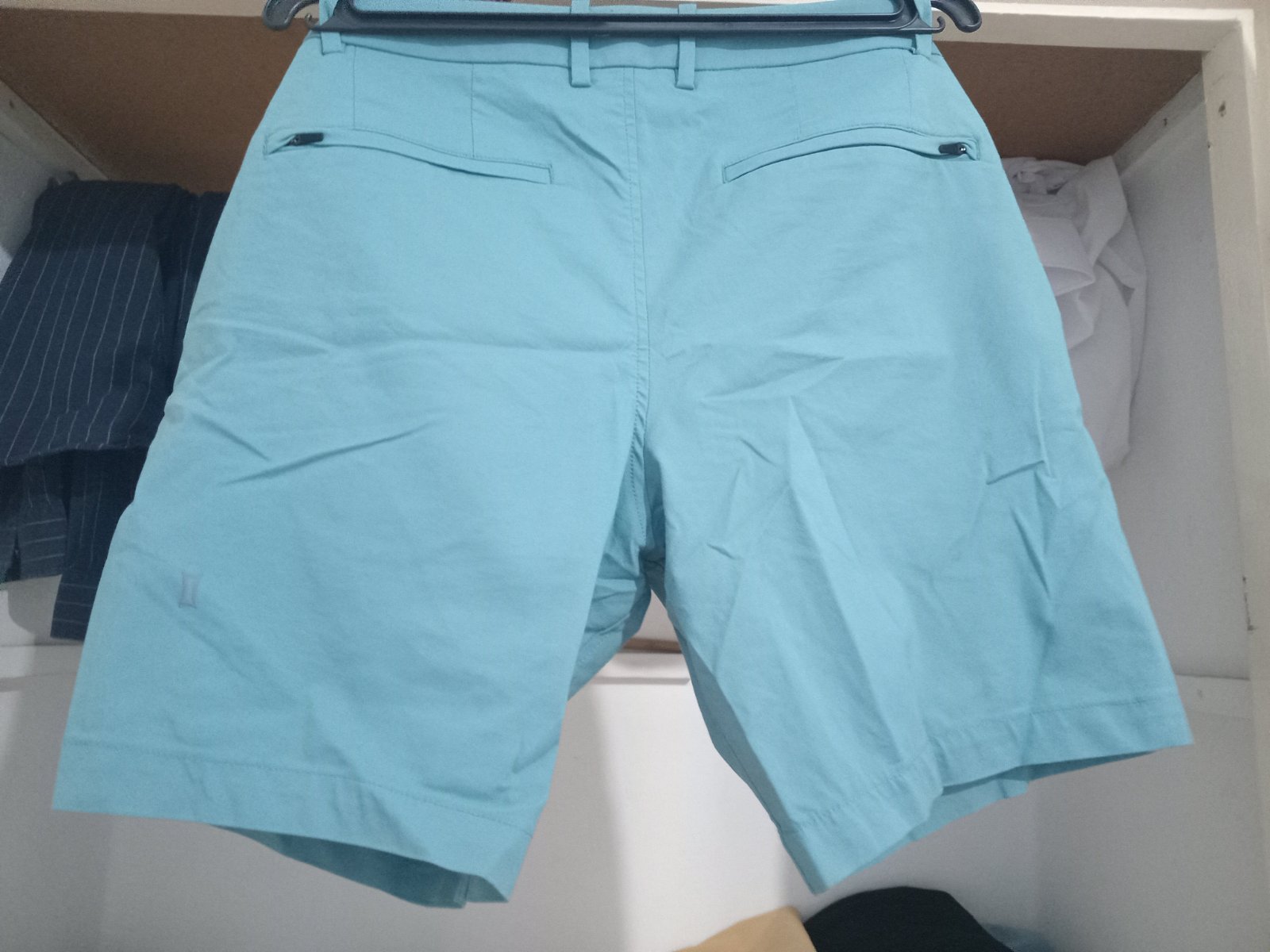 Short nouveau jamais utiliser 