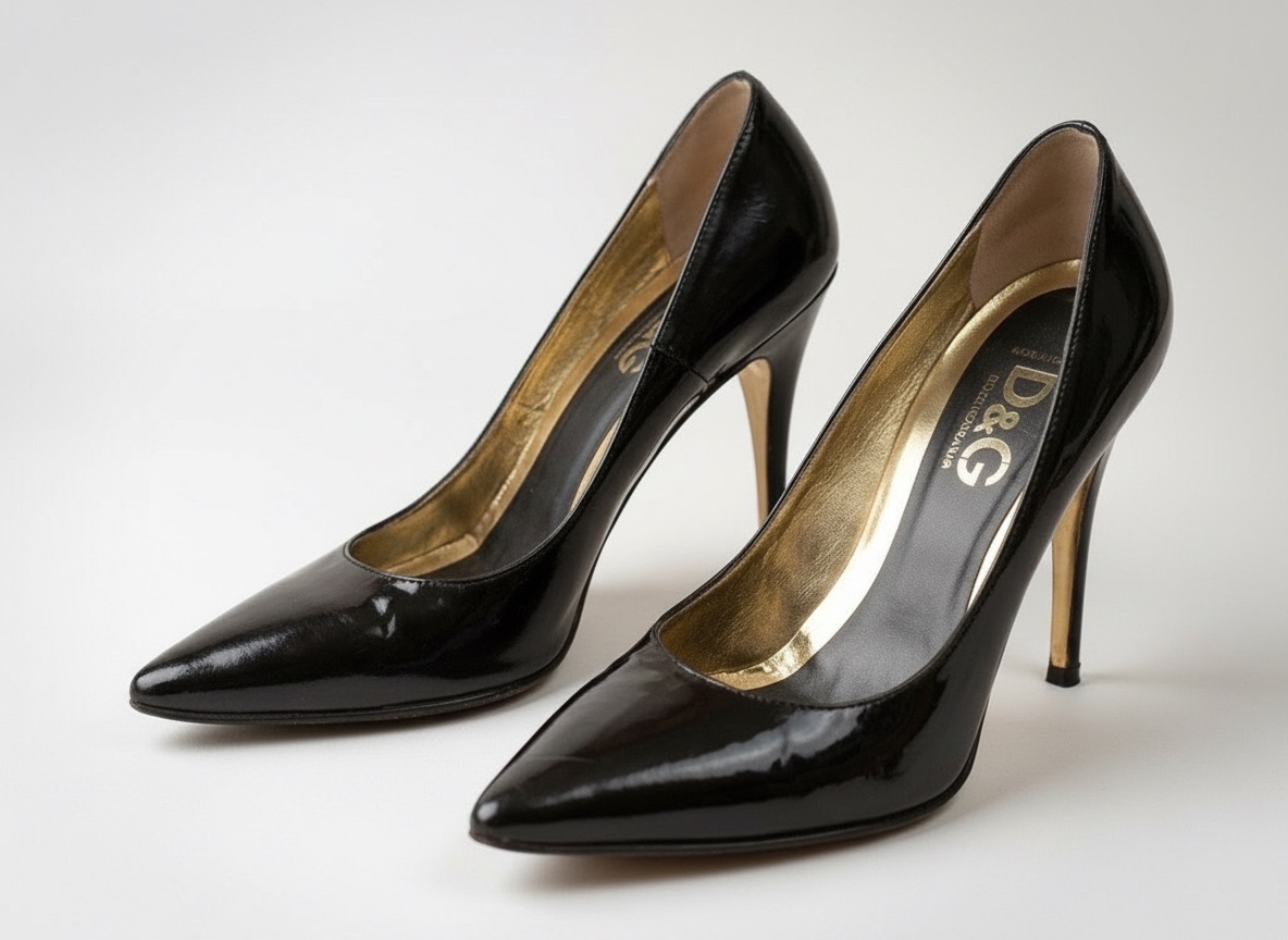 Escarpins en cuir verni noir D&G Dolce & Gabbana – Pointure 40