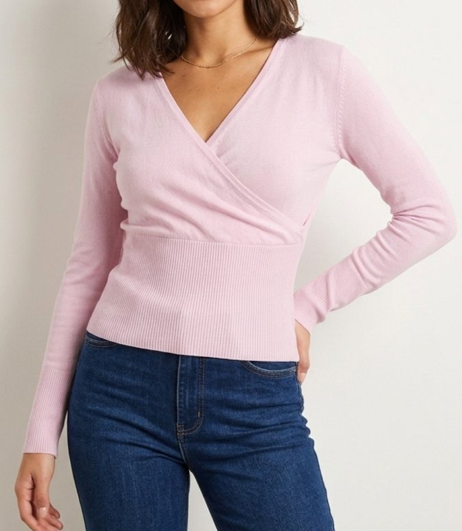 Pull cache coeur à manches longues rose clair