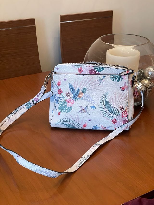 Sac à bandoulière de la marque parfois