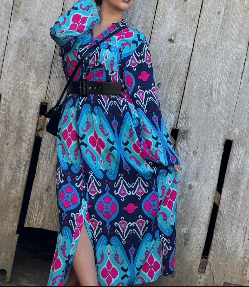 Robe chemise avec sa ceinture 