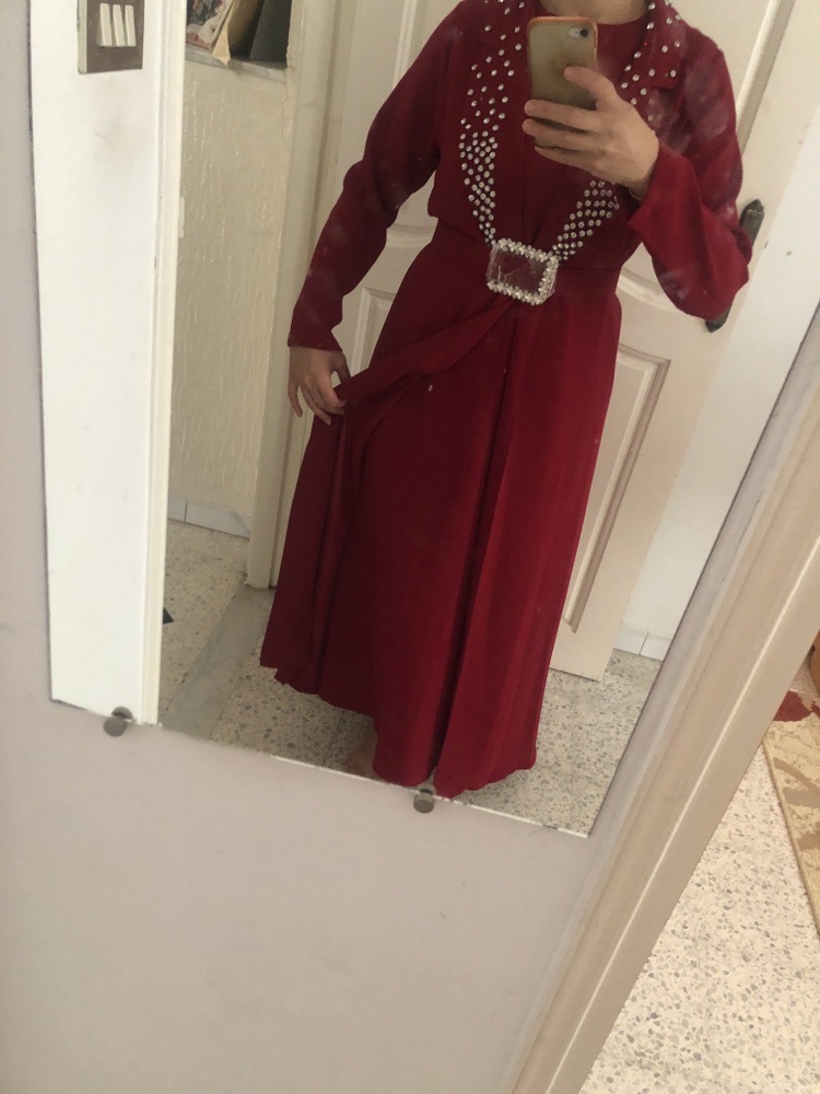 Robe soiree tte neuve  avec fond de robe 