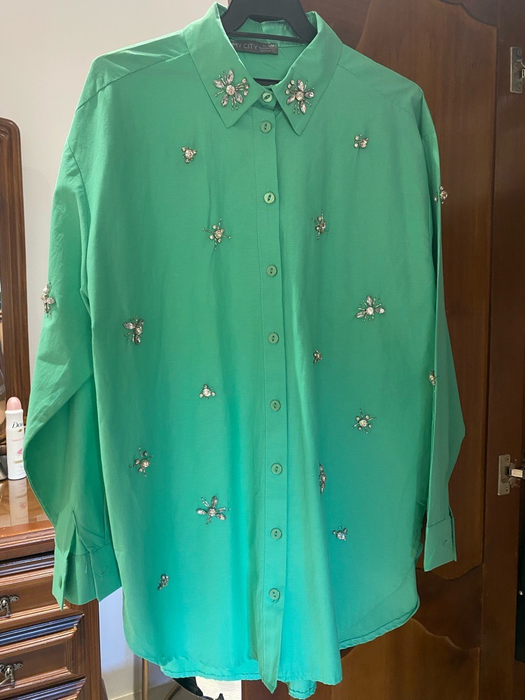 Chemise avec srass 