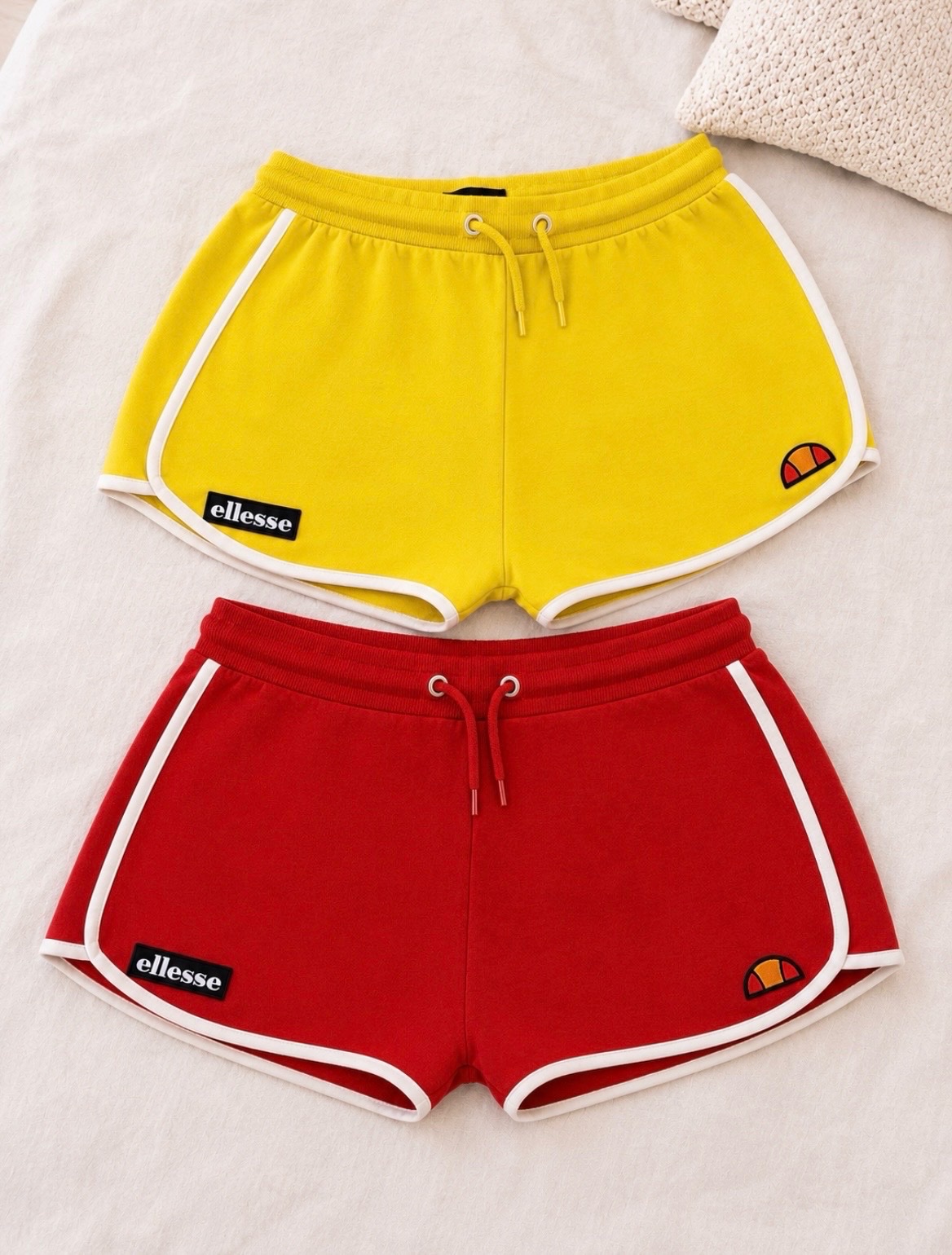 Lot de 2 shorts Ellesse jaune & rouge 13/14 ans – Très peu portés 