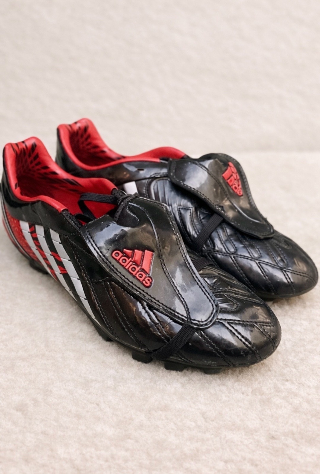 Chaussures de football Adidas enfant ⚽ très bon état – comme neuves