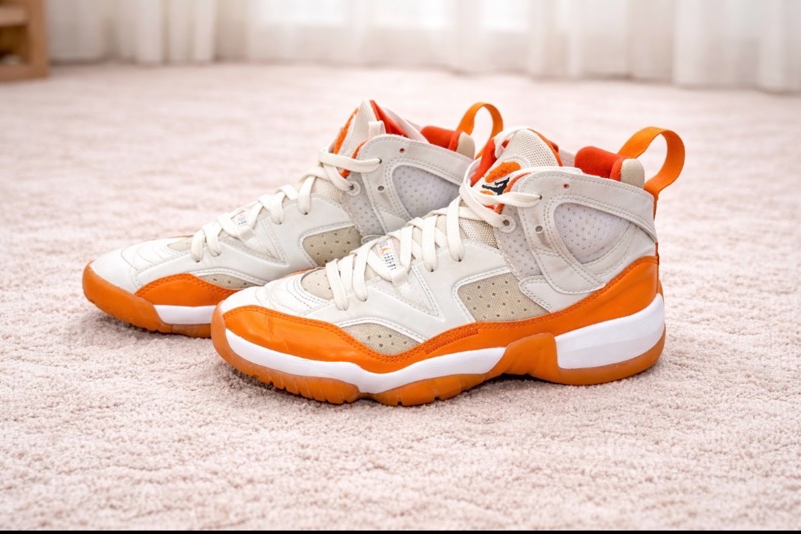 Nike Air Jordan Two Trey Blanc Orange – Pointure 38 – Très bon état