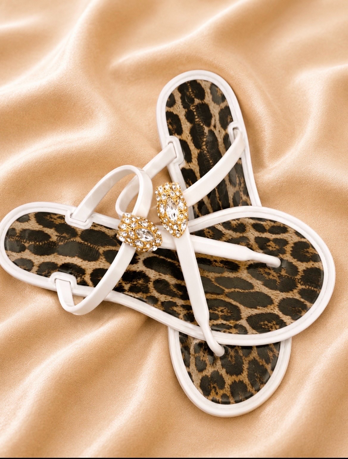 Roberto Cavalli – Sandales / Tongs léopard bijoux blanches – P.37 (chausse 36) 