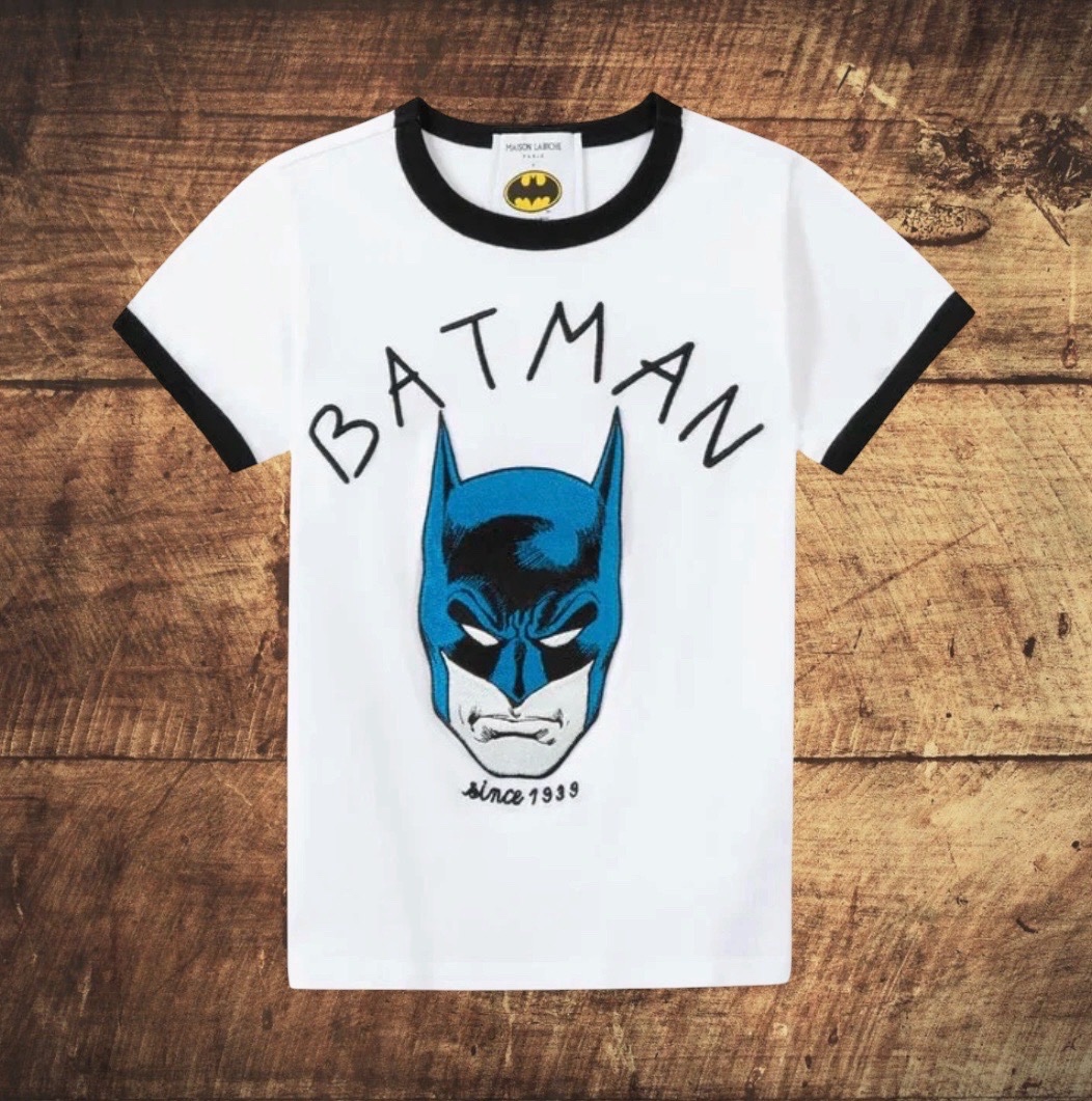 T-shirt Maison Labiche x Batman blanc – logo Batman. 2 modèles disponibles dans mon dressing prix tres interessant pour l'achat des deux