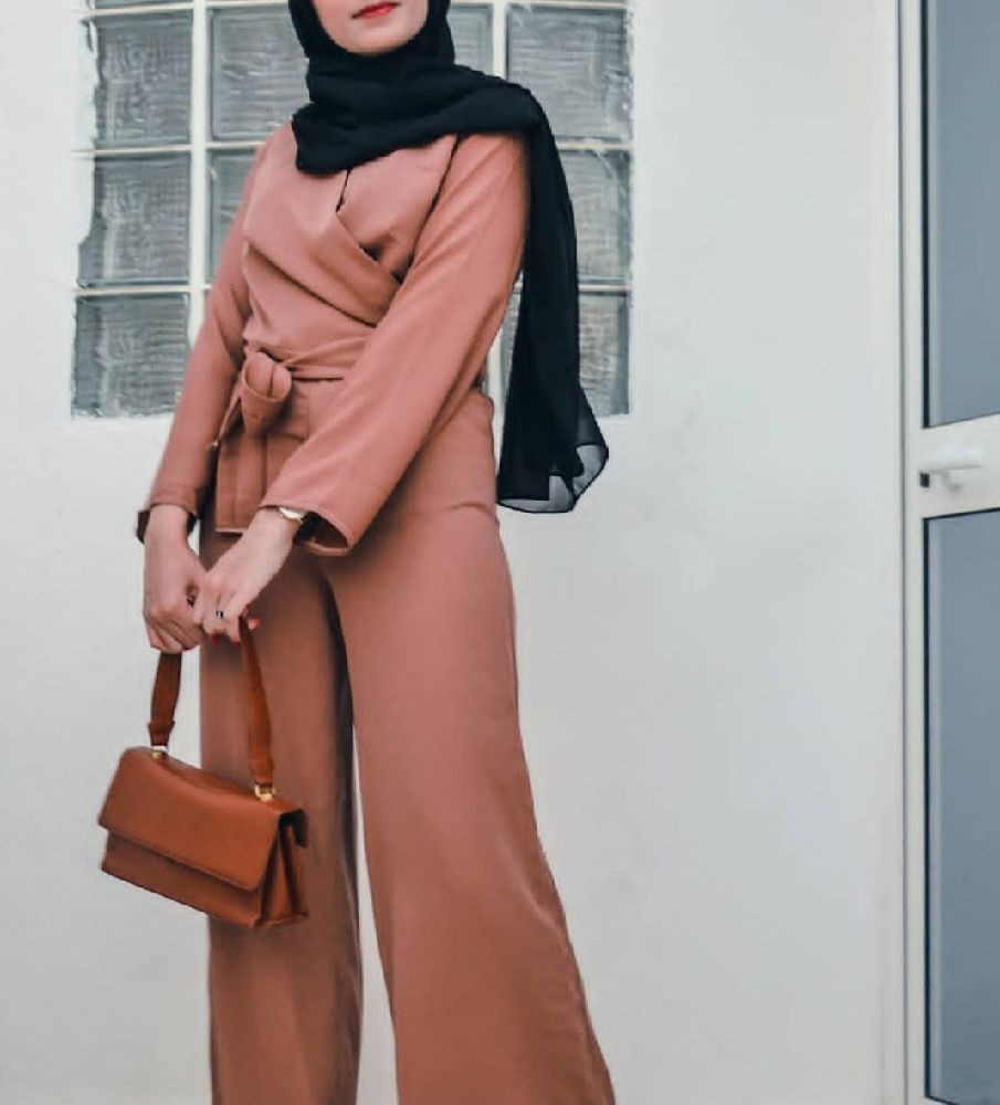 combinaison camel