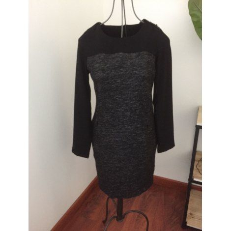 Robe en laine courte avec manches longues marque IKKS