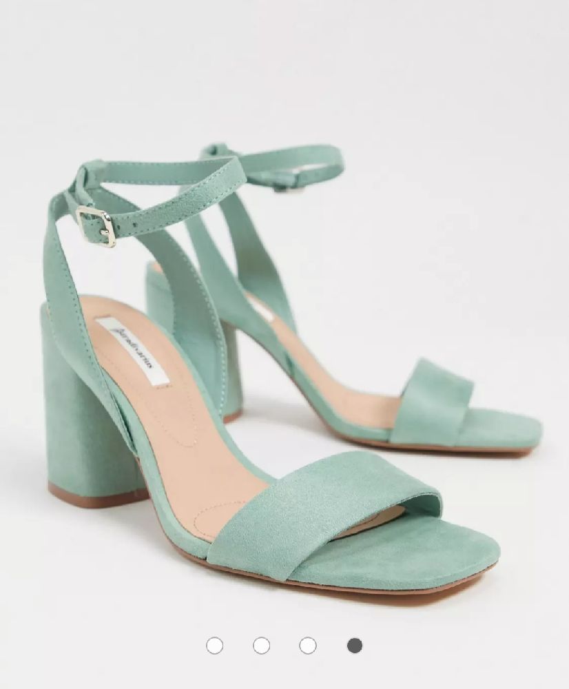 Sandalles à talon Stradivarius presque neuf