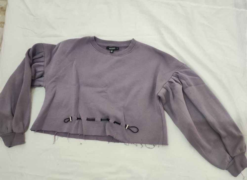 Pull court MISSGUIDED avec manches bouffants