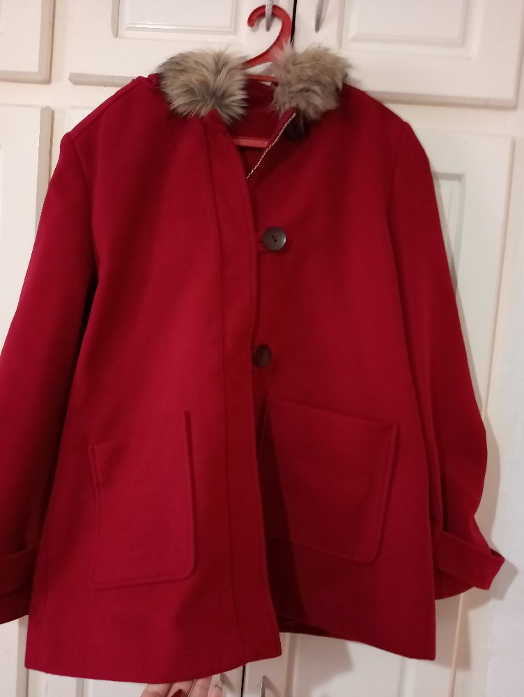 Manteau rouge 