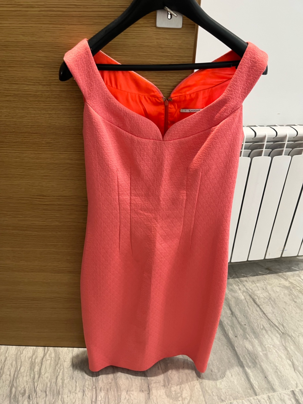 Robe corail S/M très elegante