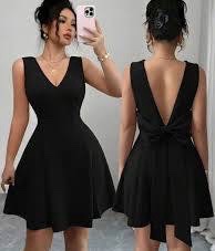 Petite robe noire cute S/M