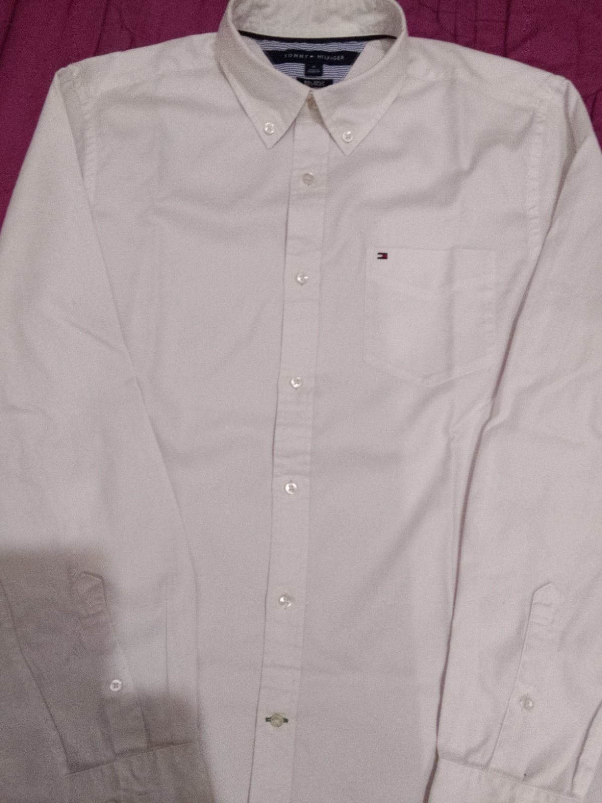 Une chemise homme de la marque Hilfiger édition limitée 