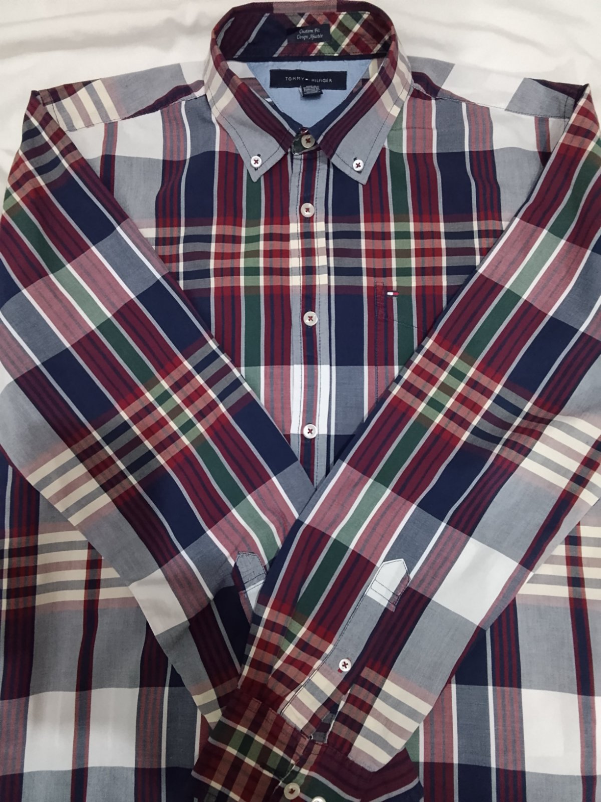 Très belle chemise homme de la marque tommy Hilfiger 