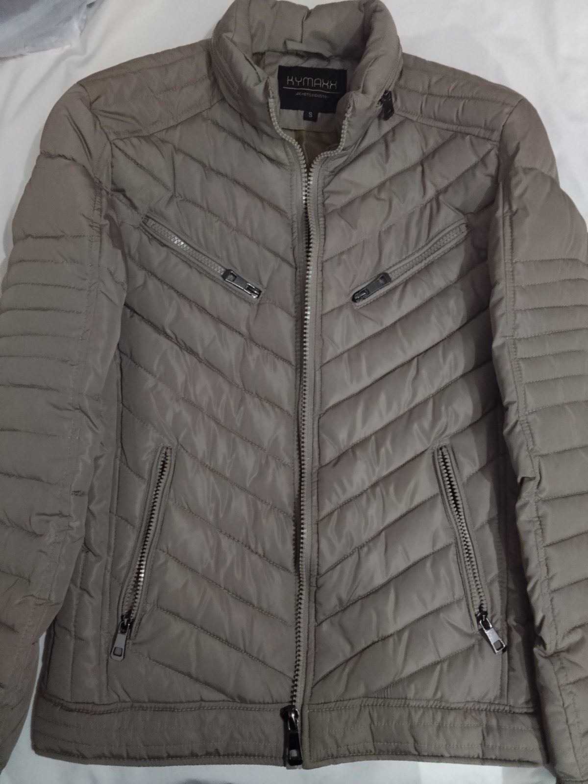 Blouson matelassé très chic 