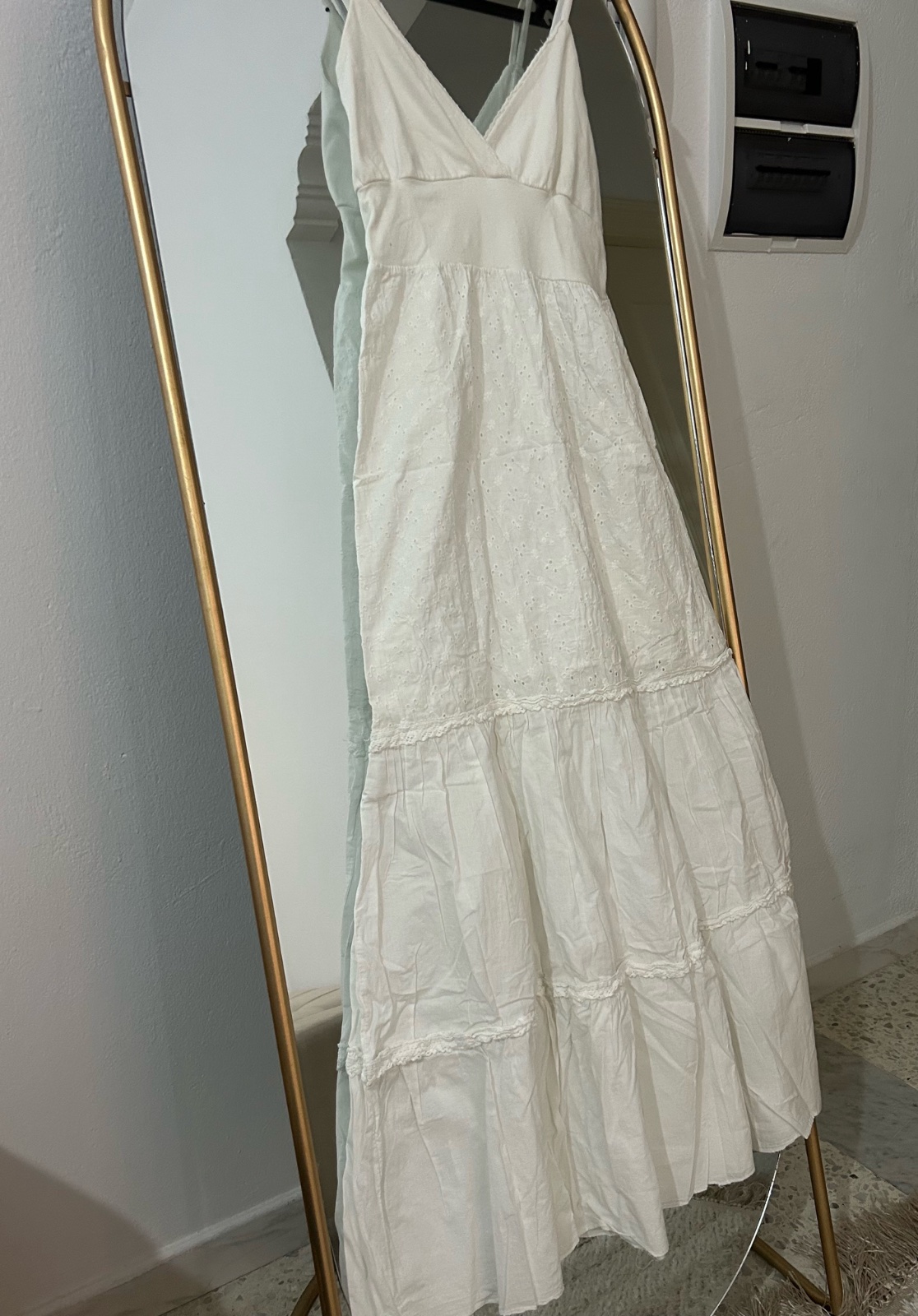 Robe longue blanche bohème à bretelles
