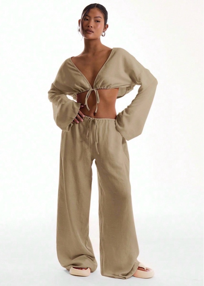 Ensemble beige (porté 1 fois)