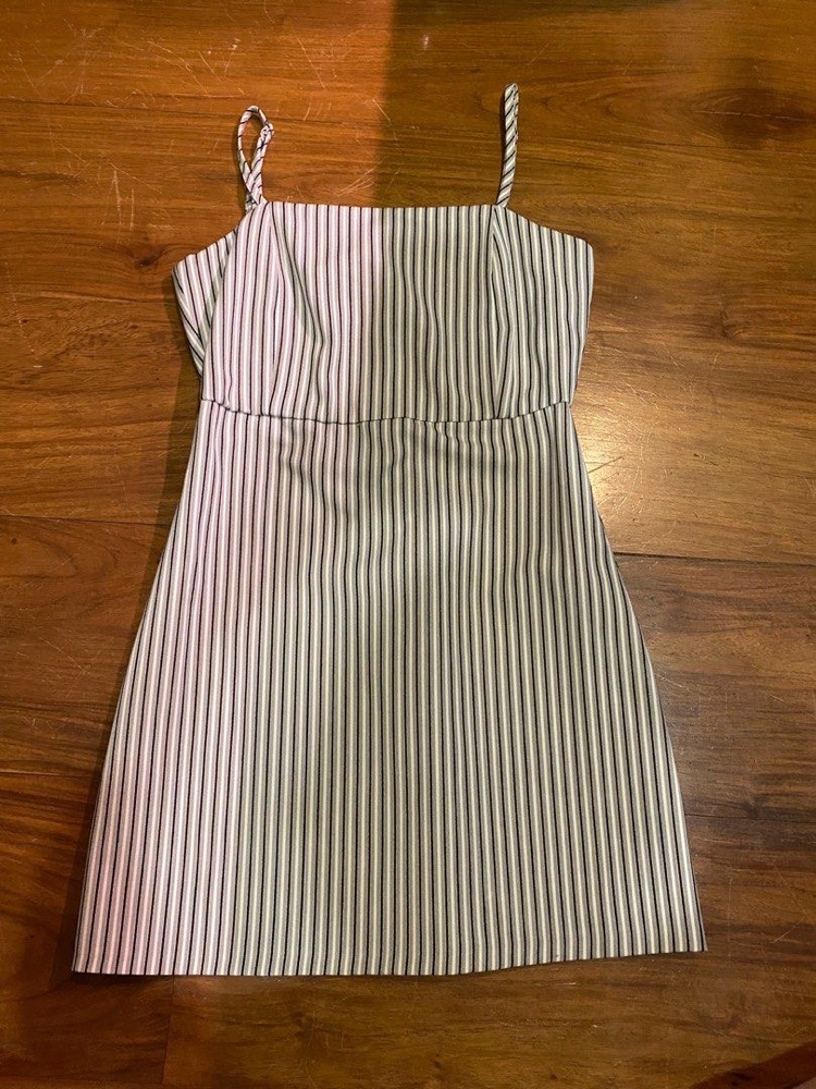 robe pull and bear neuf