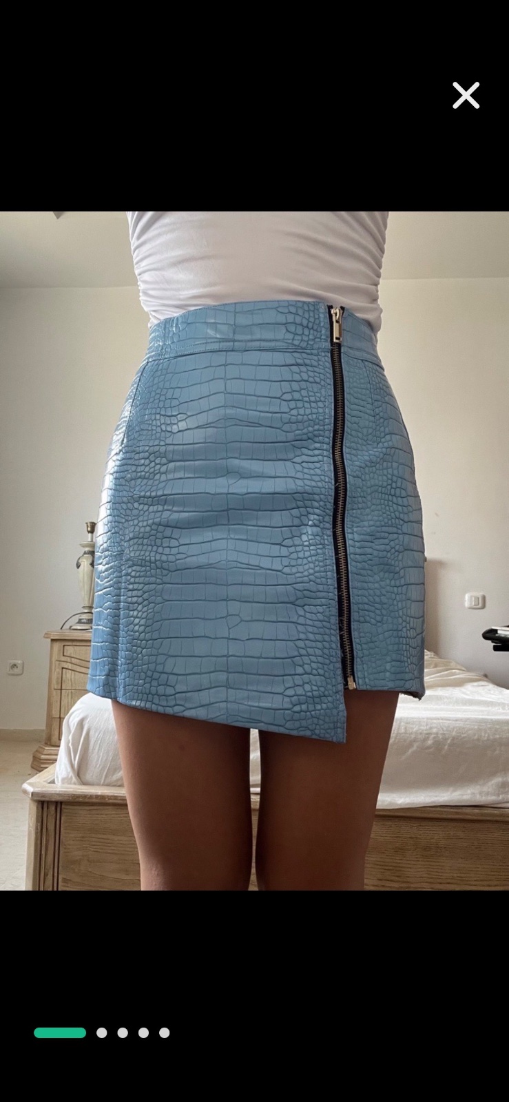 Jupe courte effet croco