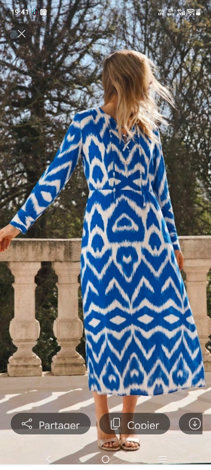 Robe HM taille XL 