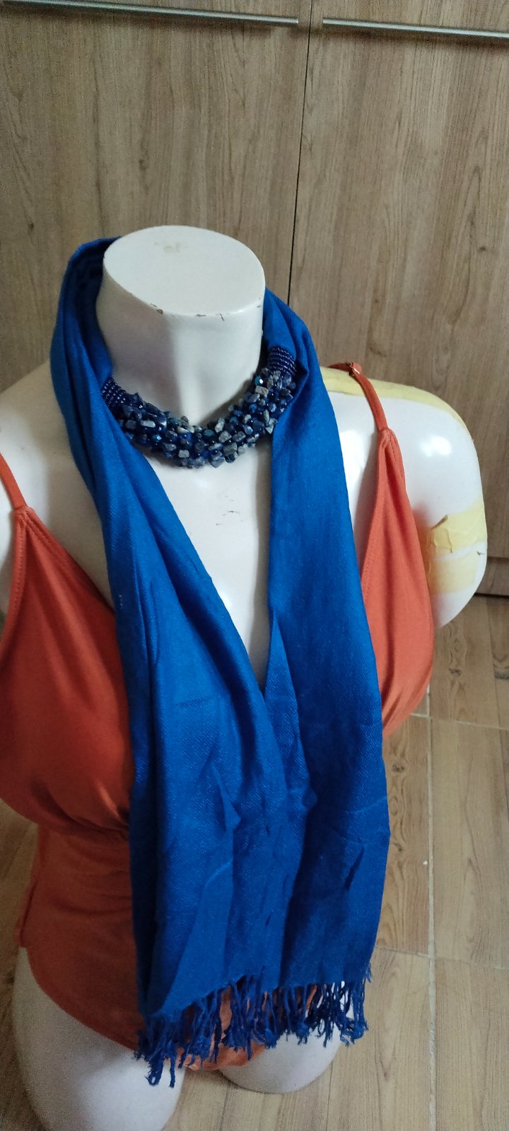 Écharpe bijoux 