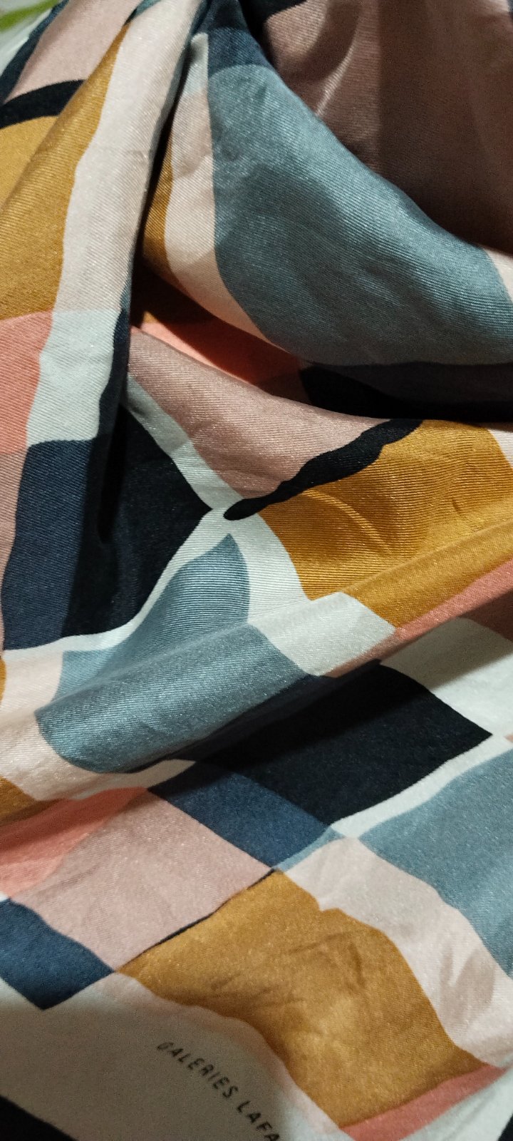 Lot 2 foulard en soie 
