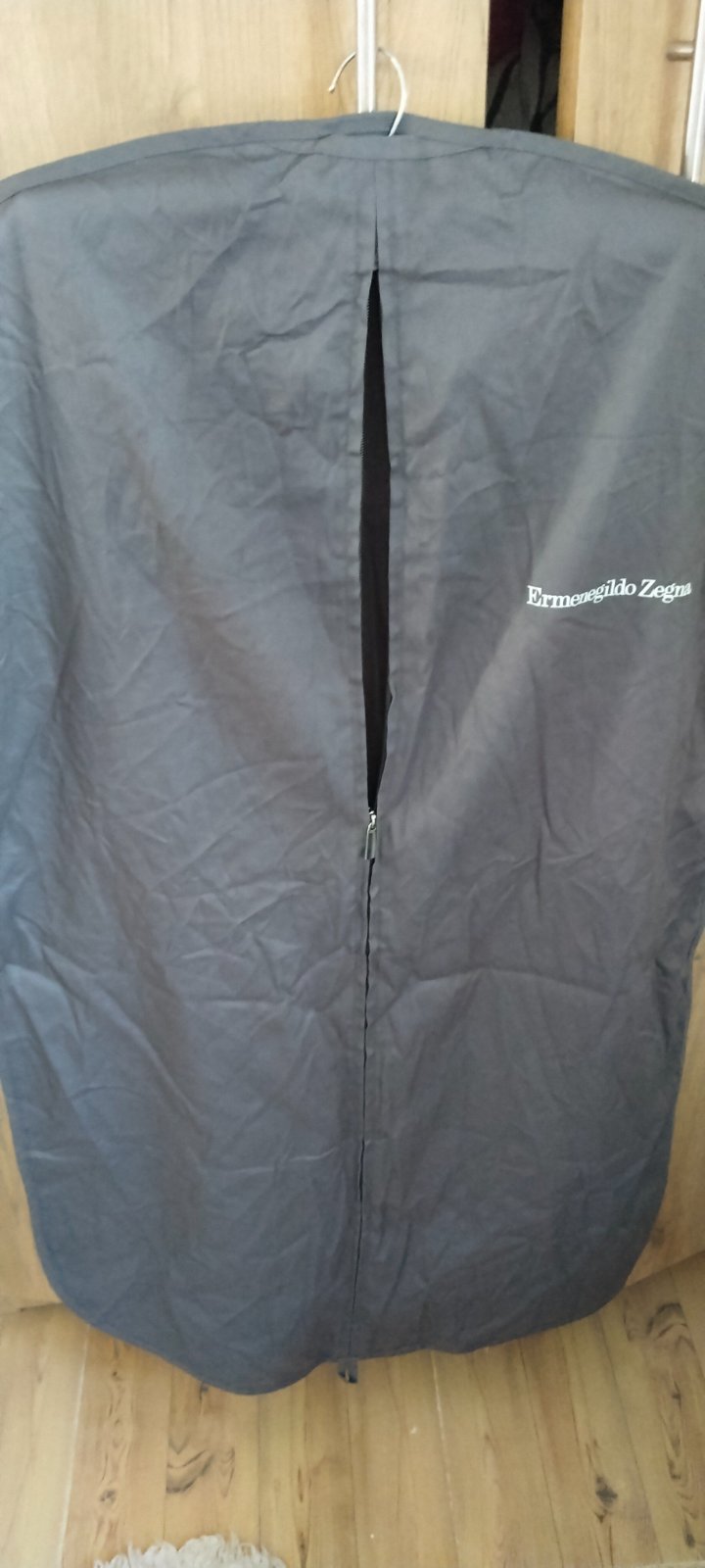 Porte vêtements zegna