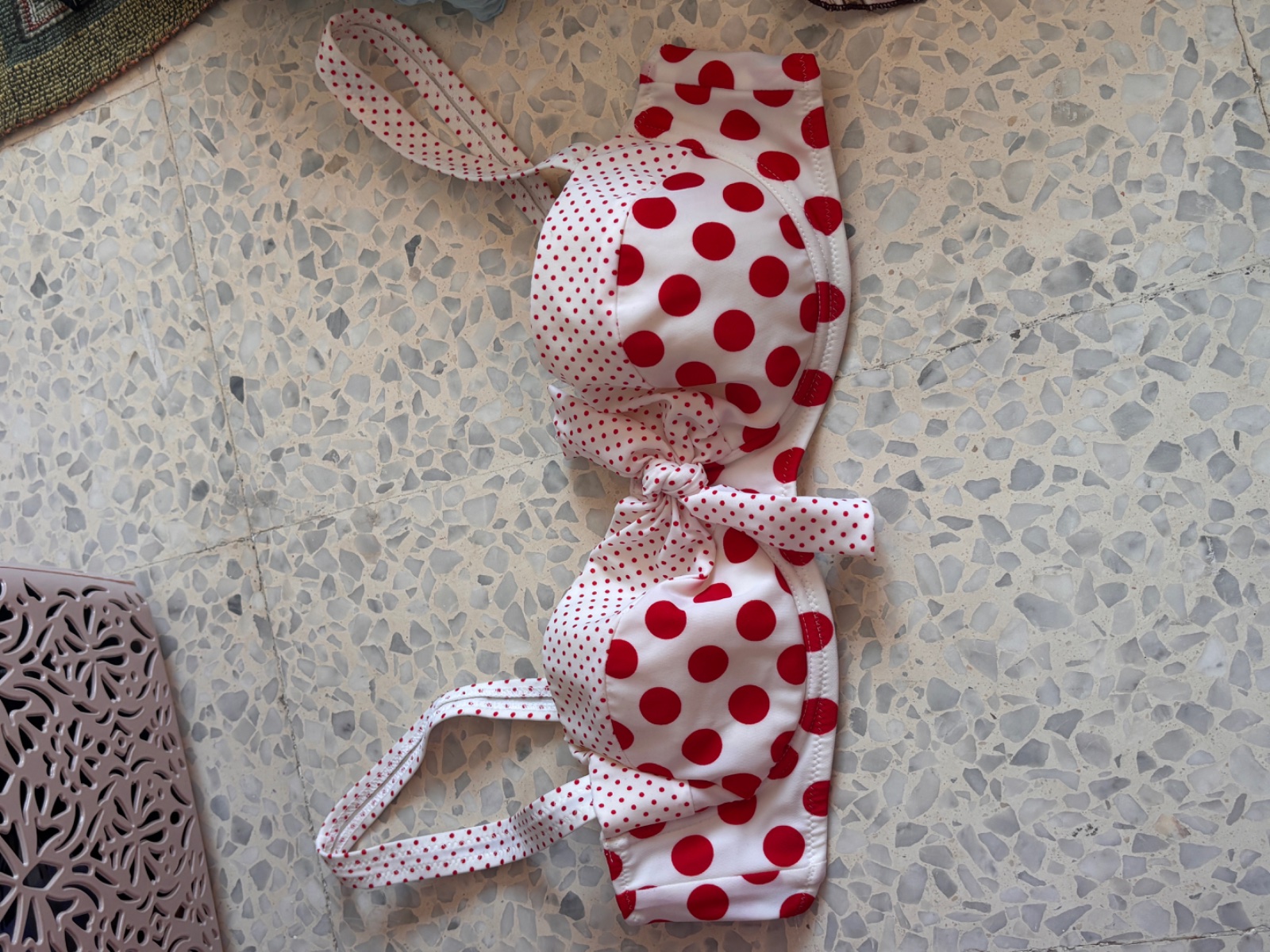 Haut de bikini polka dots taille m /l