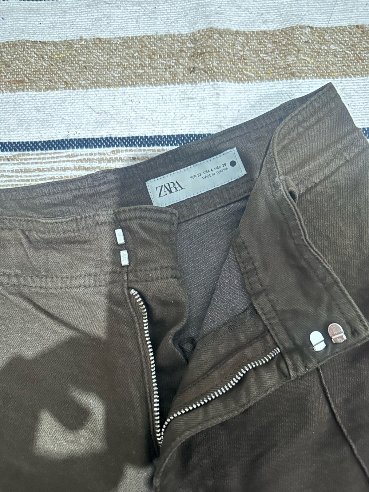 Pantalon zara en marrou