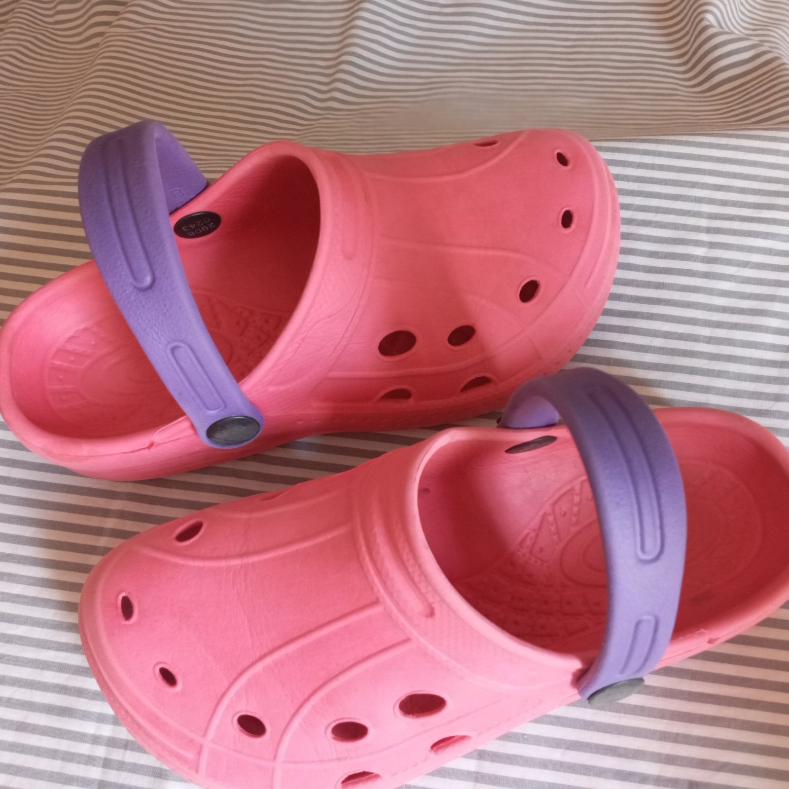 Crocs