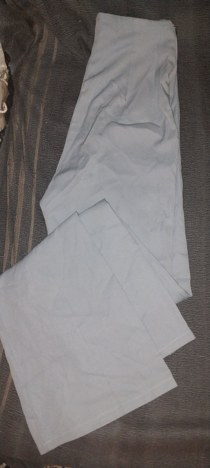 Pontallon très chic 