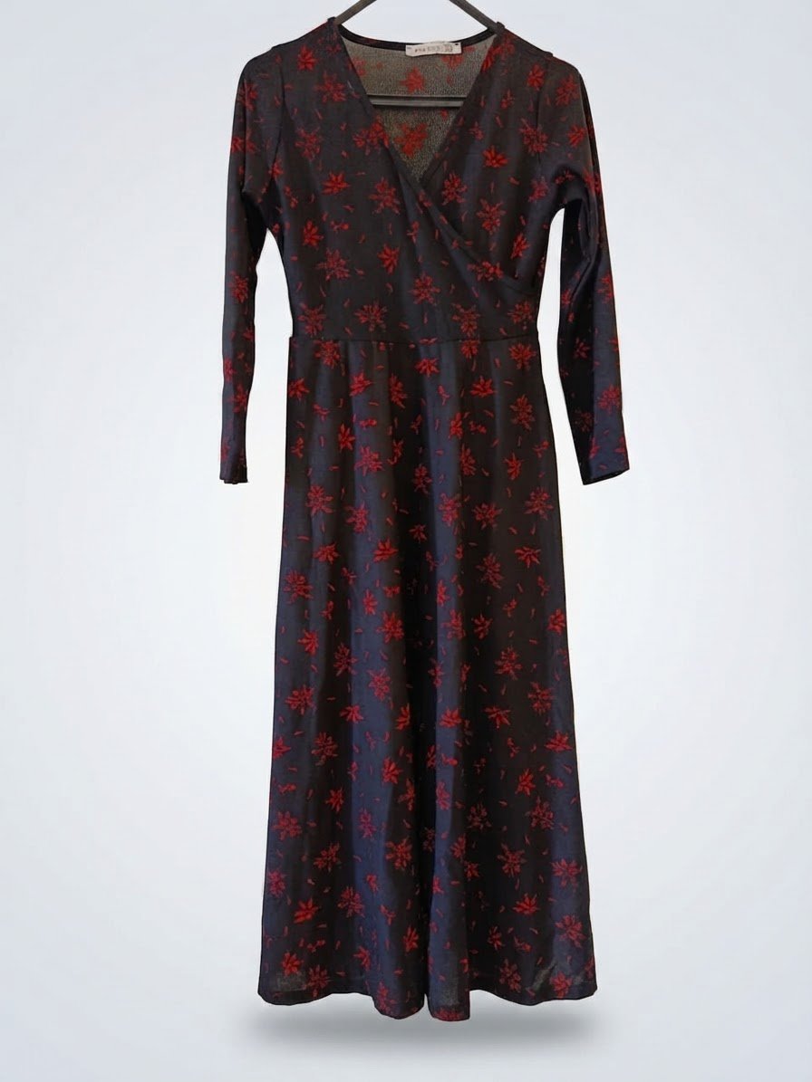 Robe noir et rouge