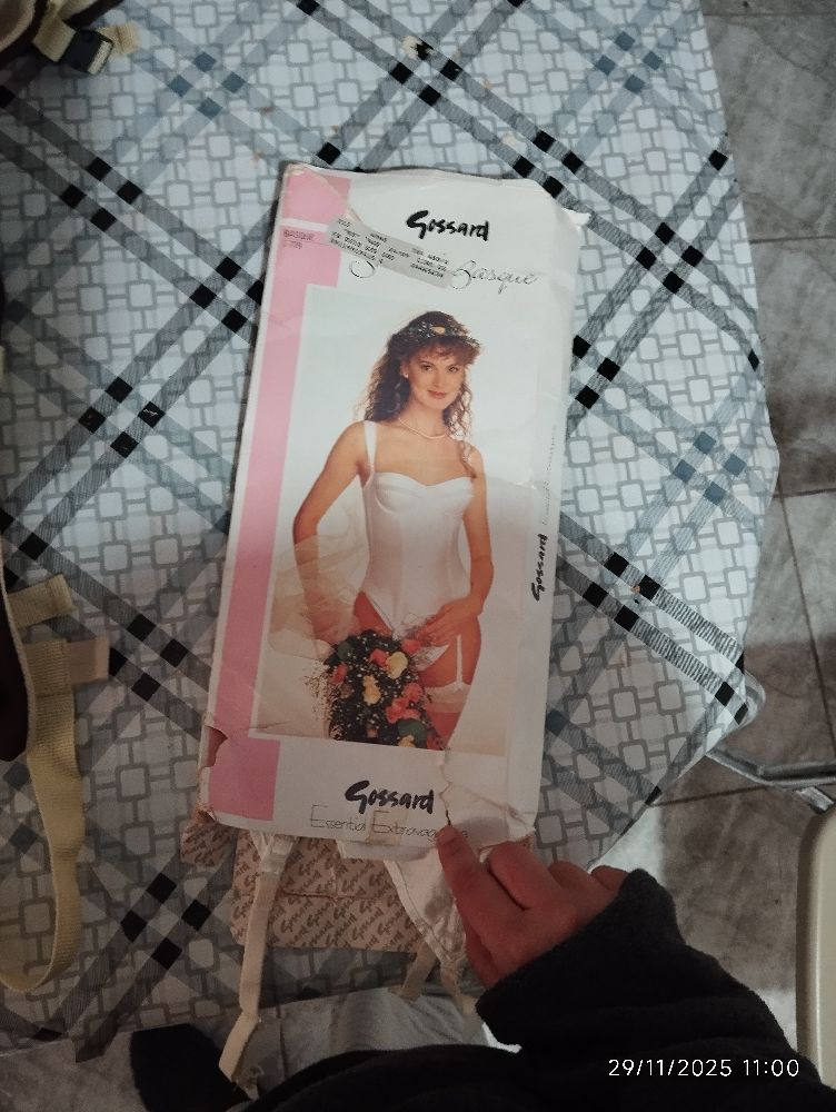 Nuisette/Corset blanc cassé 