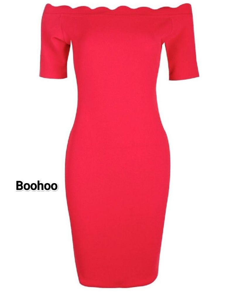 Robe rouge dénudé Boohoo 