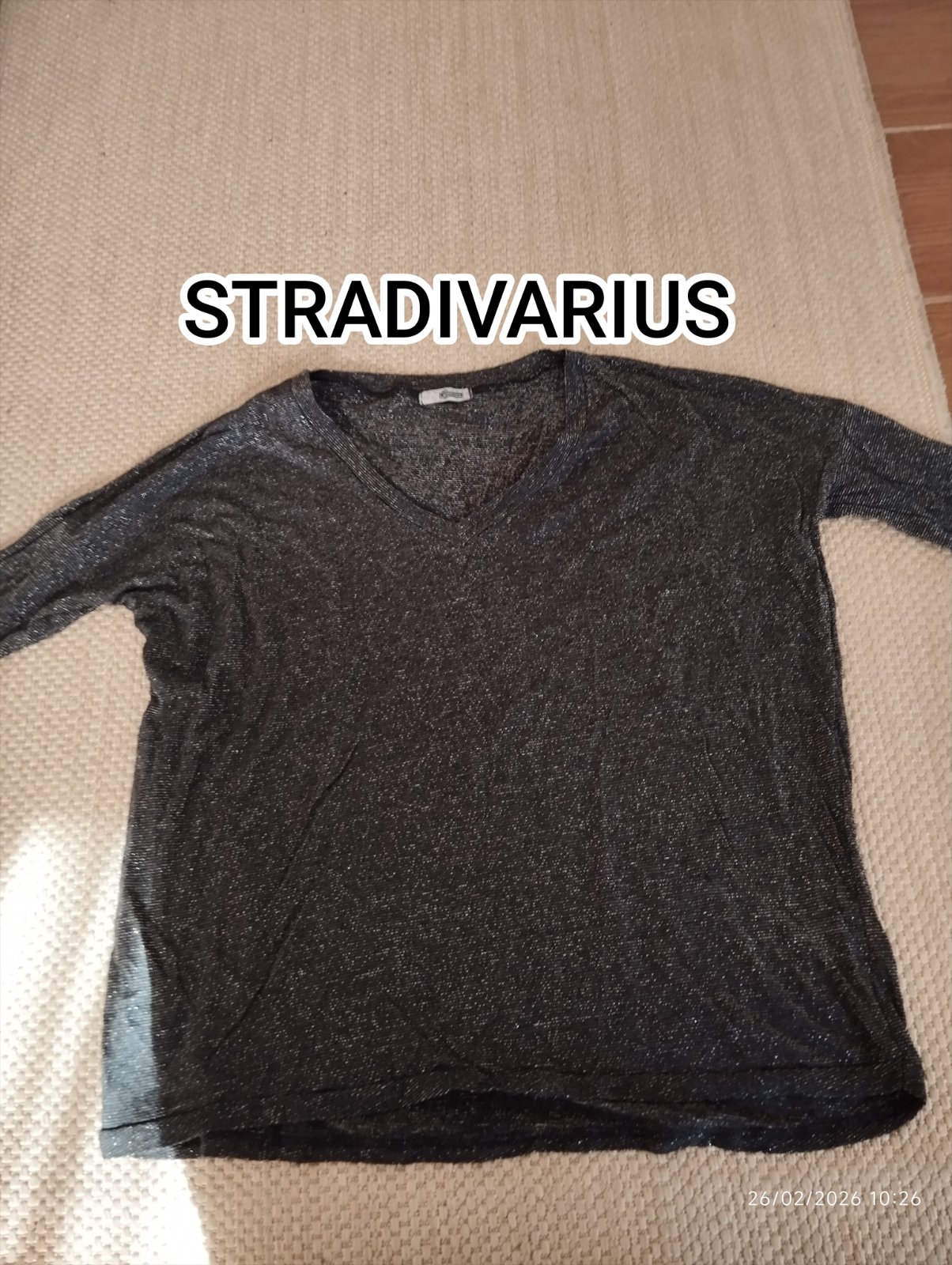 Pull a paillettes oversize stradivarius 