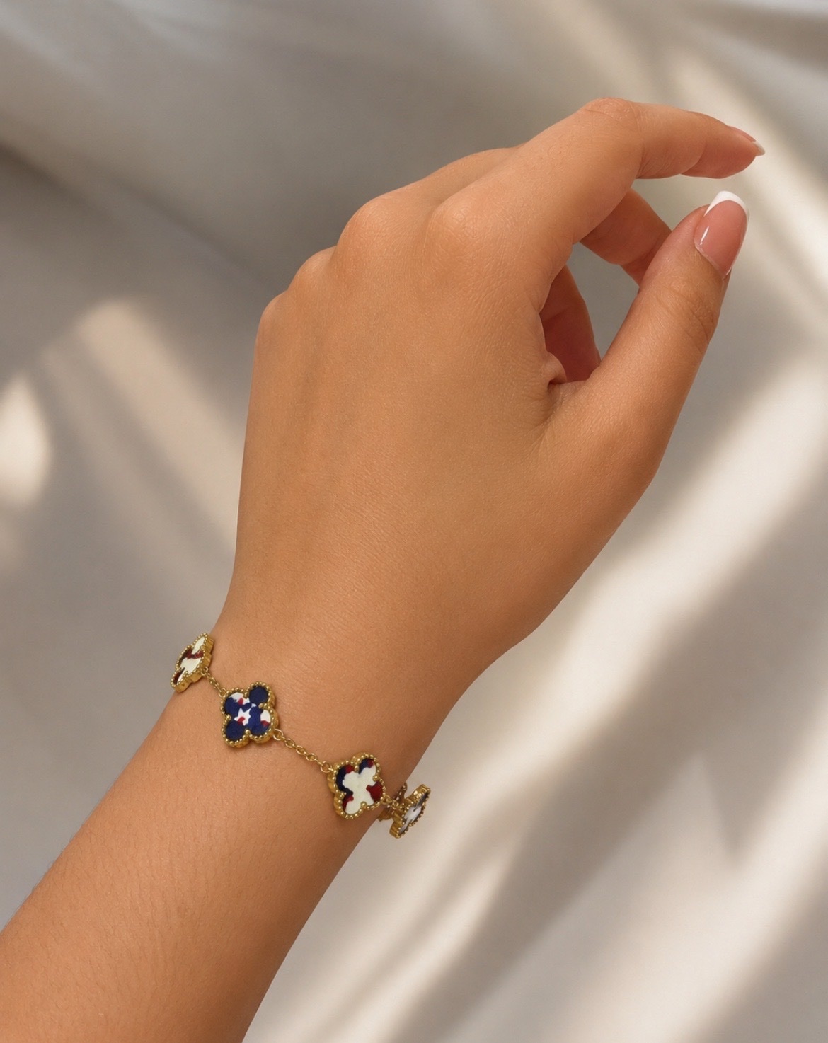 Bracelet van cleef